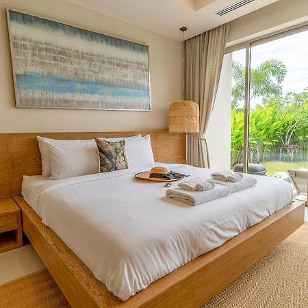 Casa Azure 19 - Brand New Villa With Private Pool And Gym With 24-7 Security - Just 15 Min To Bangtao Beach & Boat Avenue Phuket Exterior photo